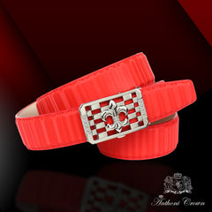 Präzise gefertigter Damen-Ledergürtel in leuchtendem Rot mit eleganter Lilienschließe 3,5cm 1ALN3D60